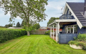 Stunning Home In Frørup With Wifi
